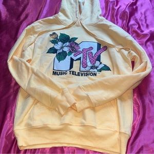MTV sweatsuit